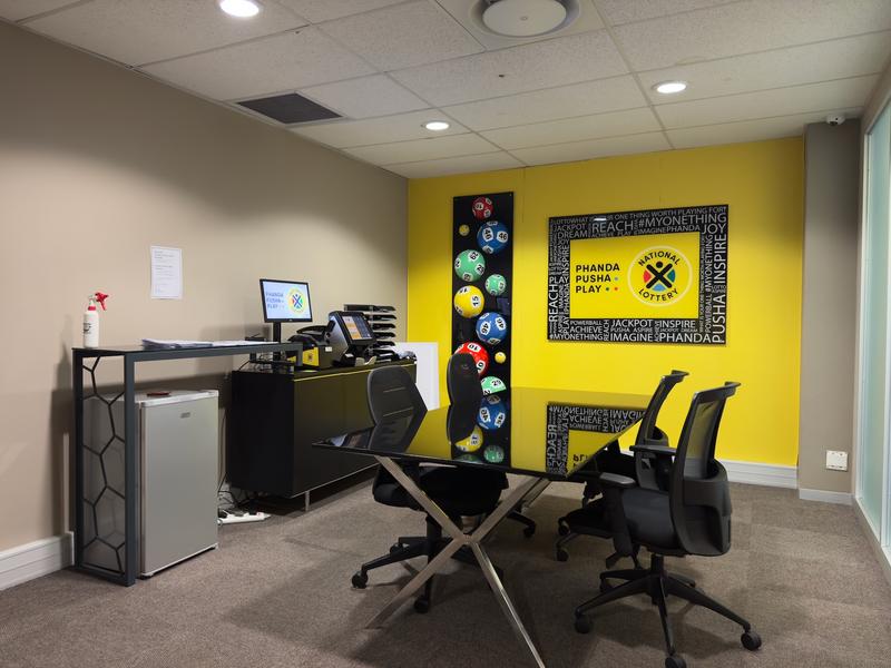 To Let Commercial Property for Rent in Claremont Western Cape